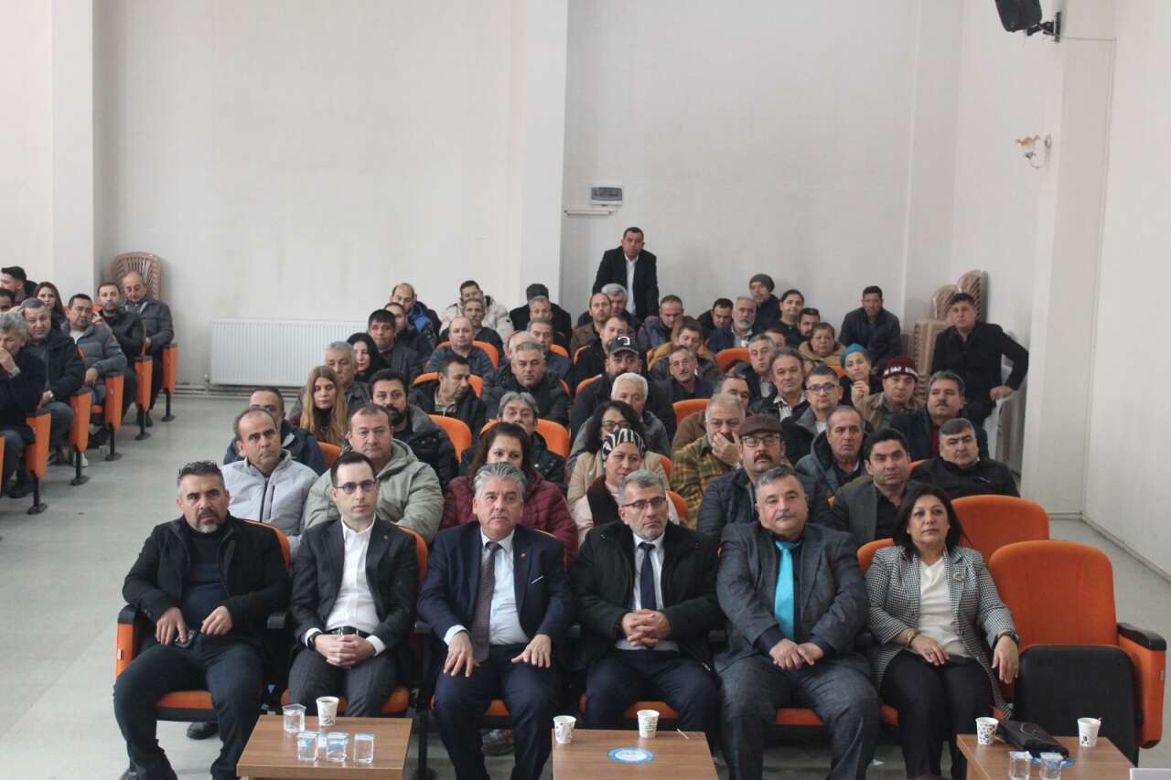 Ula Şoförler ve Otomobilciler Esnaf Odası’nda Mehmet Çatak Güven Tazeledi 1